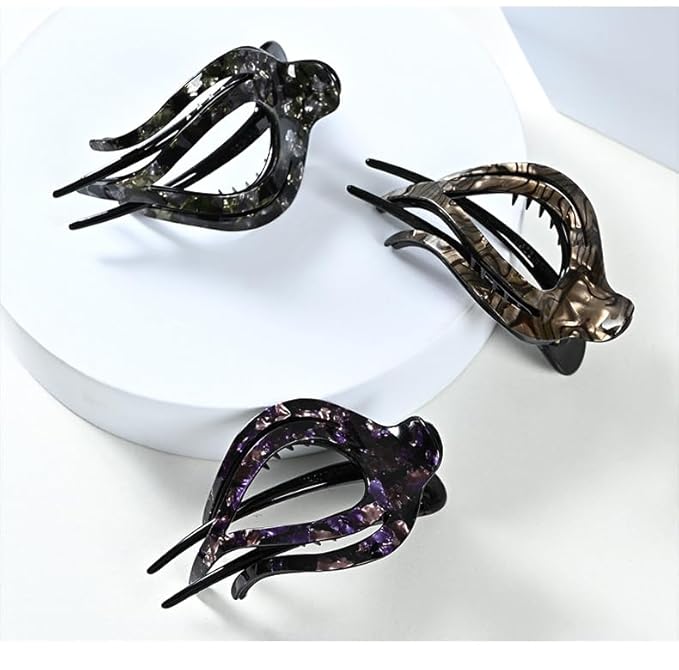 SPEVERT 3.5" Big Heart-Shaped Claw Clips for Women Stylish Curved Duckbill Hair Clips Non-Slip for Secure Alligator Clips (Dark Leopard Print)