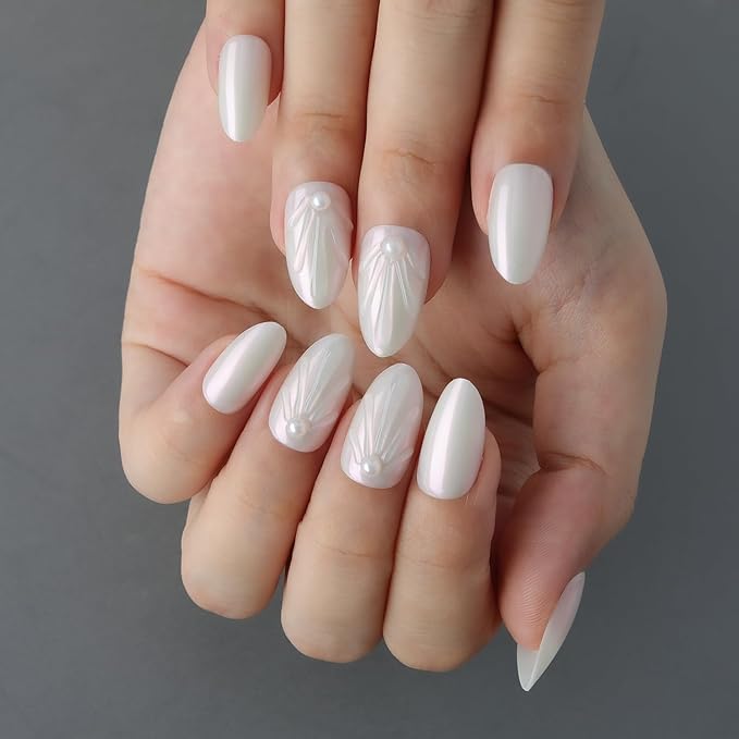 XZMeiLun 3D White Aurora Shell Press On Nails Almond Short, 3D Pattern Designer Reusable Acrylic Nails Press Ons, Fake Nails With Glue On, Daily Wear Floral False Nails For Women