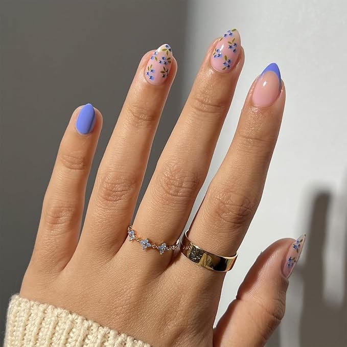 XZMeiLun Press On Nails Spring Summer Acrylic Nails for Women - Blue Flower Designer Fake Nails Short Almond 24PCS, Blueberry Gel with Glue, Outdoor Picnic/Wedding/Party Reusable Stick On Nails Gift