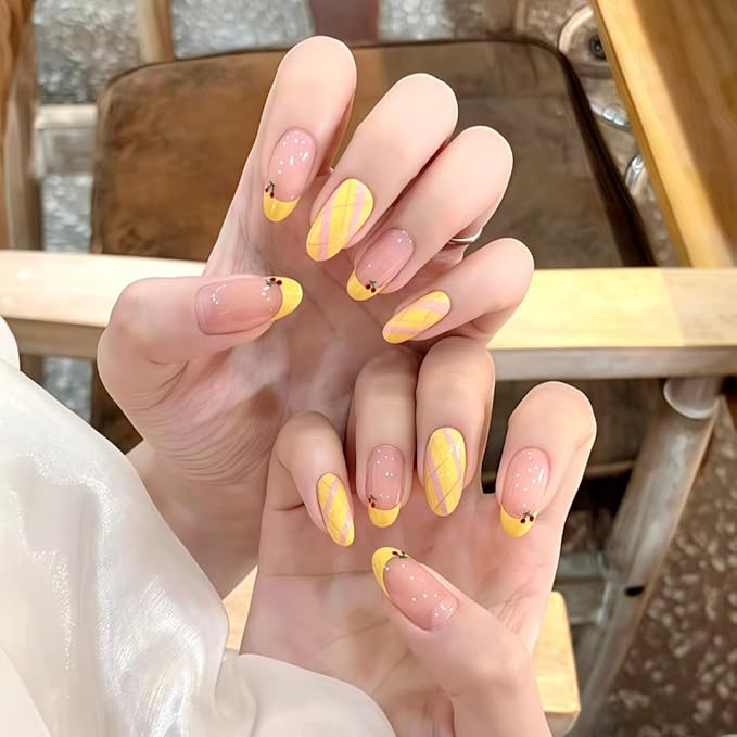 XZMeiLun Short Oval Press On Nails, Spring Summer Nails for Women, Yellow French Tips Press On Nals, Designer Reusable Acrylic Fake Nails with Glue On Nails,Stick On Nails for Women 30 Pcs