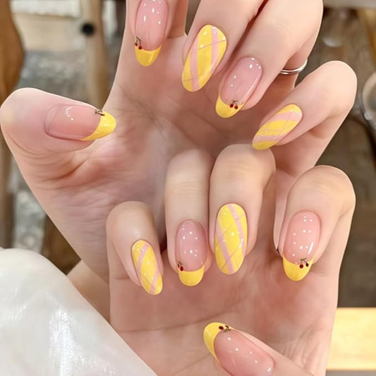 XZMeiLun Short Oval Press On Nails, Spring Summer Nails for Women, Yellow French Tips Press On Nals, Designer Reusable Acrylic Fake Nails with Glue On Nails,Stick On Nails for Women 30 Pcs