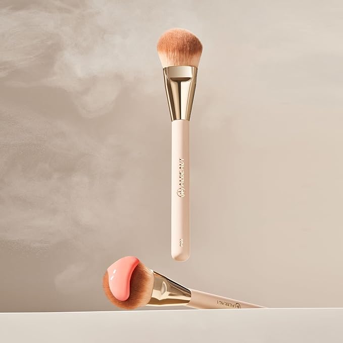 Liquid Blush Brush Angled for Cheek Makeup,Cream Foundation Contour Bronzer highlight Blending, Angled Face Makeup Tool (Multitask Face Brush)