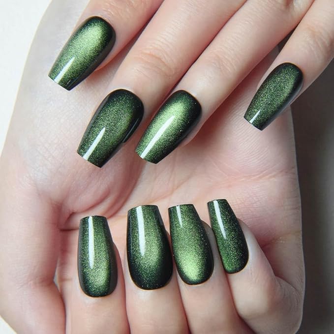 evpct Emerald Green Cat Eye Coffin Press on Nails Square Medium, Medium Square Stick on Nail for Women Gift, Green Metallic Glitter Glossy Reusable Soft Gel Press on Acrylic Fake Nail with Designs