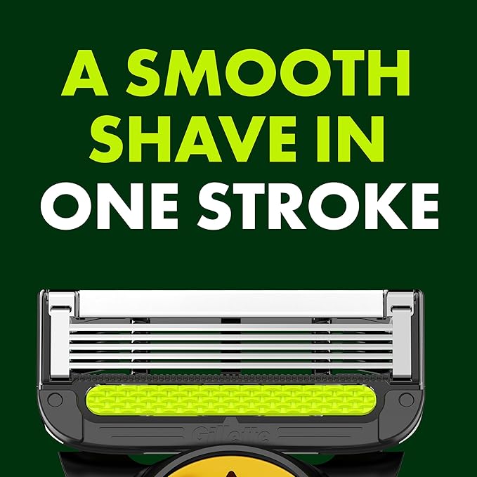 Gillette Labs Special NFL Packers Edition Shaving Razor for Men - 1 Handle, 4 Razor Blade Refills & Magnetic Stand, GilletteLabs with Exfoliating Bar