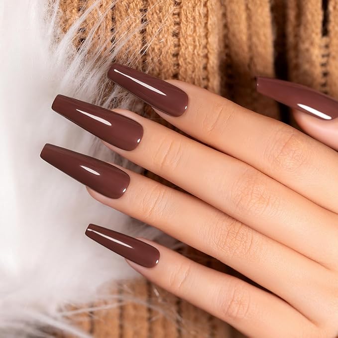 RARJSM Burgundy Red Gel Nail Polish Milky Dark Red GelPolish 15ml 1 Piece Neutral Classic Color Soak Off UV LED Cured Nail Gel Polish for Fall Winter Nail Art Manicure Salon DIY Home