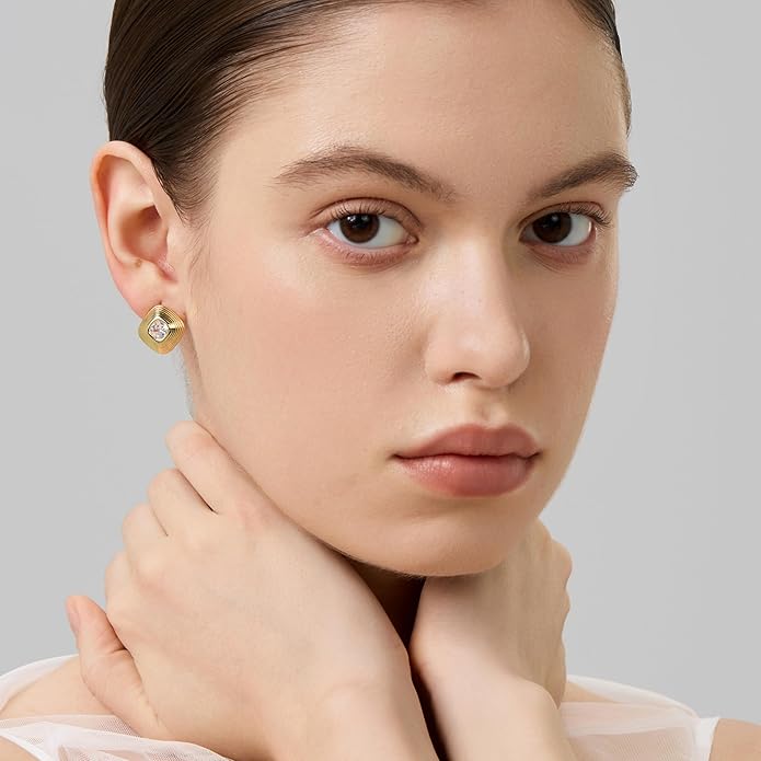 FRUMOS 925 Sterling Silver Huggie Earrings for Women 18K Gold Plated Hoop Earrings for Women Hypoallergenic Small Cubic Zirconia Huggie Earring