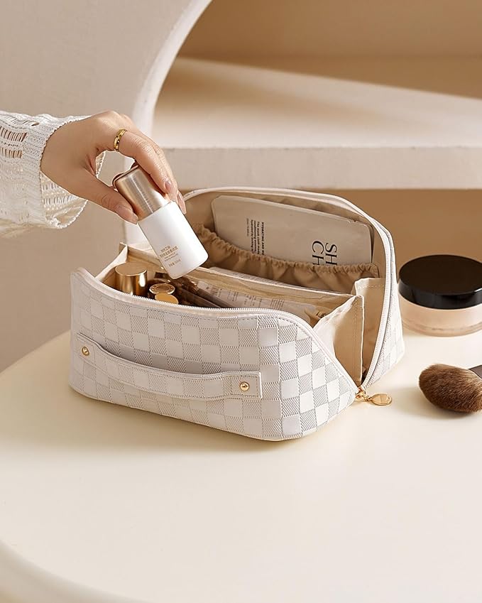 EACHY Travel Makeup Bag, Large Capacity Cosmetic Bag for Women, Waterproof PU Leather, Flat Open Portable Toiletry Bag for Skincare, Brushes & Travel Essentials