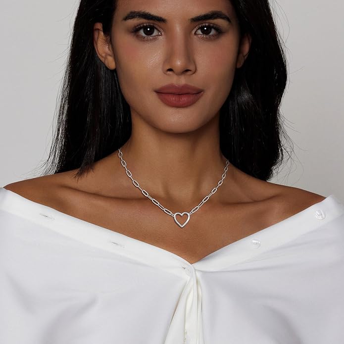 Airmb Cute Heart Necklace for Women Gold/Silver Plated Heart Pendant Choker Necklaces Tendy Love Heart Chain Necklace Dainty Gold/Silver Necklace Jewelry Gifts for Women