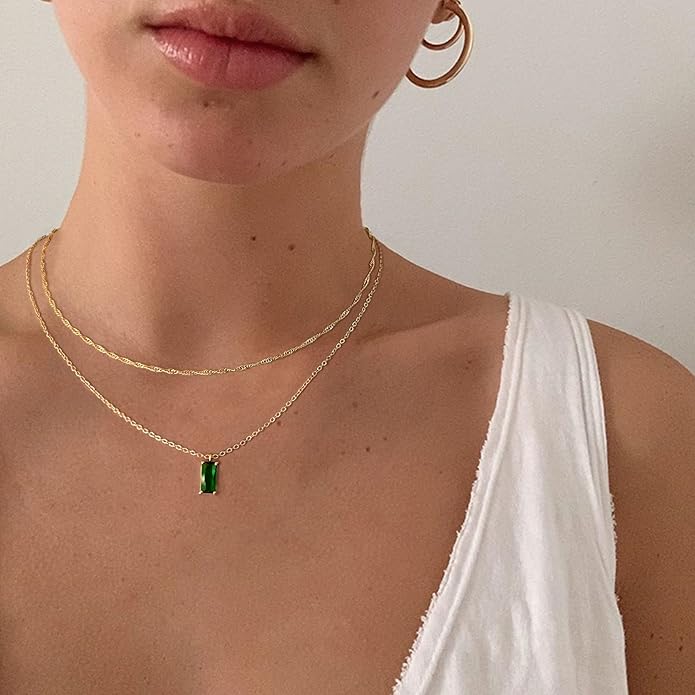 Luxval Diamond Pendant Gold Necklace for Women，Dainty 18k Gold Plated Choker Necklaces Simple Gold Jewelry Gifts for Women Girls