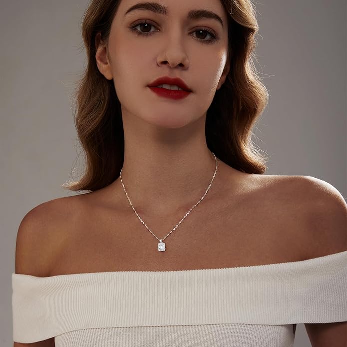 Luxval Diamond Pendant Gold Necklace for Women，Dainty 18k Gold Plated Choker Necklaces Simple Gold Jewelry Gifts for Women Girls