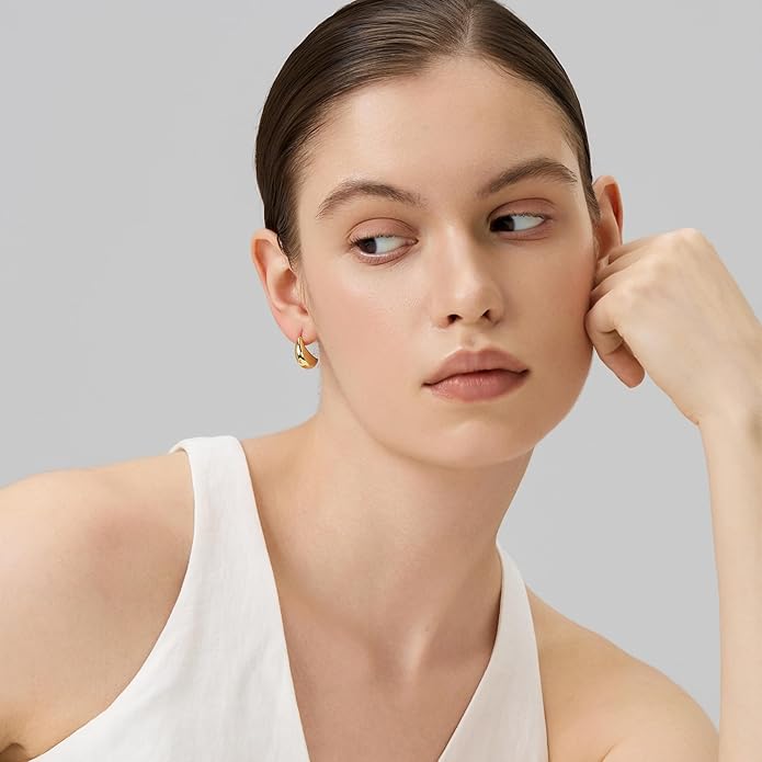 FRUMOS 925 Sterling Silver Huggie Earrings for Women 18K Gold Plated Hoop Earrings for Women Hypoallergenic Small Cubic Zirconia Huggie Earring