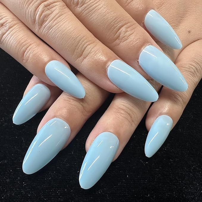 JONKASIPA Pressed On Nail Art Short - Soft Light Blue Almond Shaped Fake Nails, French Pointed Nails Designed for Women, Nail Art Set for Everyday Wear