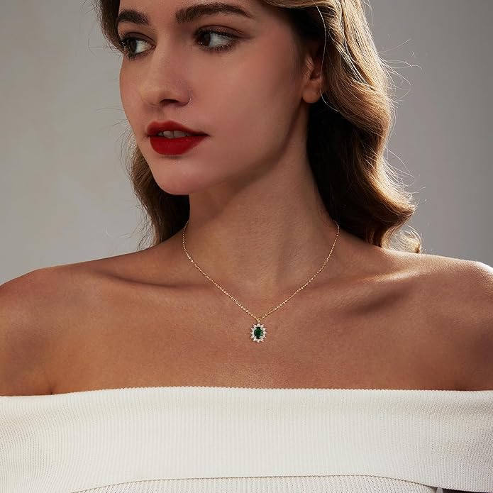 Luxval Diamond Pendant Gold Necklace for Women，Dainty 18k Gold Plated Choker Necklaces Simple Gold Jewelry Gifts for Women Girls