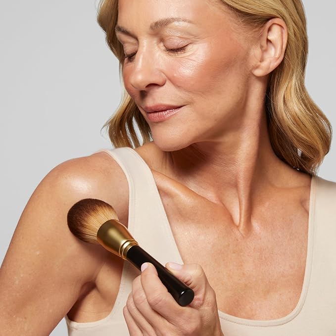 LAURA GELLER NEW YORK Cosmetic Professional Makeup Brushes - Cruelty-Free - Classic Bronzer Brush