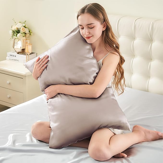 INFIIXSO Mulberry Silk Pillowcase for Hair and Skin, Silk Pillow Cases King Size with Hidden Zipper 20x40 Inches, Extraordinary Smooth and Soft Cooling Pillow Cases for Hot Sleepers(Caramel, 1 Pack)