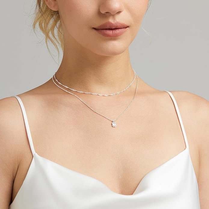 Luxval Diamond Pendant Gold Necklace for Women，Dainty 18k Gold Plated Choker Necklaces Simple Gold Jewelry Gifts for Women Girls