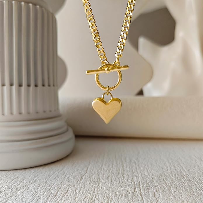 Airmb Cute Heart Necklace for Women Gold/Silver Plated Heart Pendant Choker Necklaces Tendy Love Heart Chain Necklace Dainty Gold/Silver Necklace Jewelry Gifts for Women