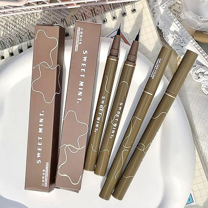 Quick-Drying Waterproof Superfine Eyeliner Pen, 4pcs Hyper Easy Liquid Pen No-Skip Waterproof Very Fine Eyeliner Makeup Long Lasting High Pigmented Smudge Proof Formula (4 Colors)