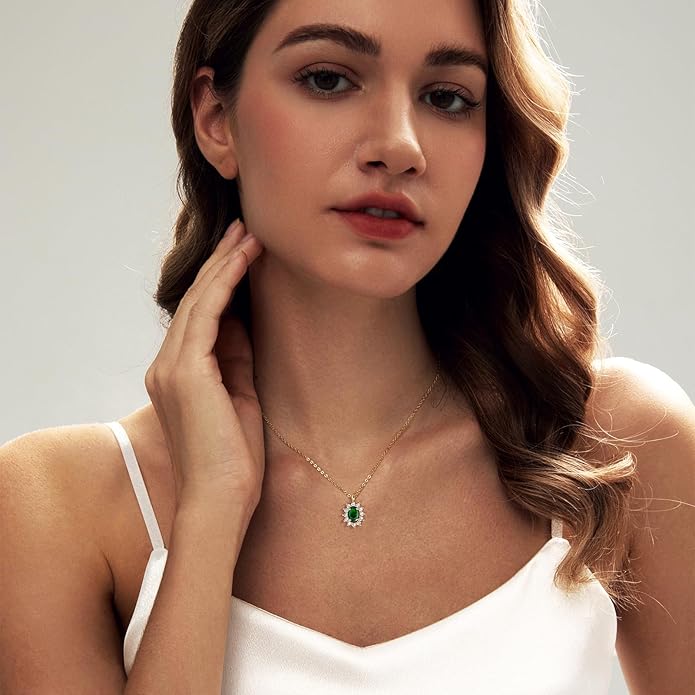Luxval Diamond Pendant Gold Necklace for Women，Dainty 18k Gold Plated Choker Necklaces Simple Gold Jewelry Gifts for Women Girls