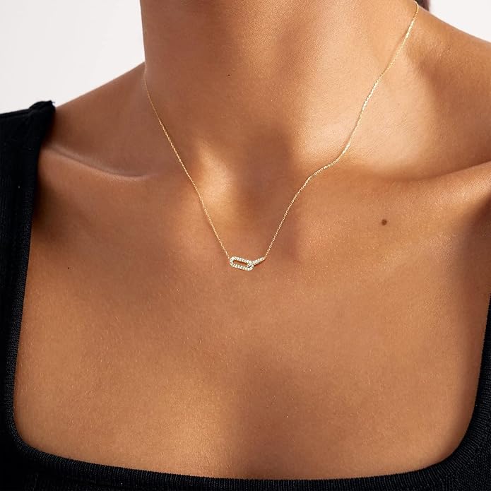 Luxval Diamond Pendant Gold Necklace for Women，Dainty 18k Gold Plated Choker Necklaces Simple Gold Jewelry Gifts for Women Girls