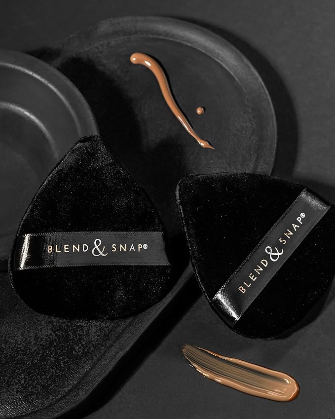 BLEND & SNAP Large Velour Triangle Makeup Puff for Smooth & Flawless Coverage – Blotting Sponge for Foundation & Concealer / Powder Press Pad – Precision Tip for Easy Application – Makeup Artist