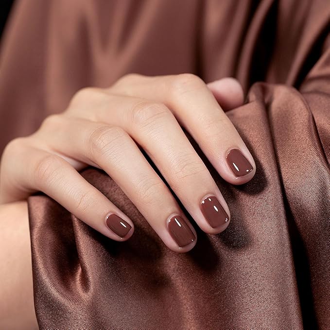 RARJSM Burgundy Red Gel Nail Polish Milky Dark Red GelPolish 15ml 1 Piece Neutral Classic Color Soak Off UV LED Cured Nail Gel Polish for Fall Winter Nail Art Manicure Salon DIY Home