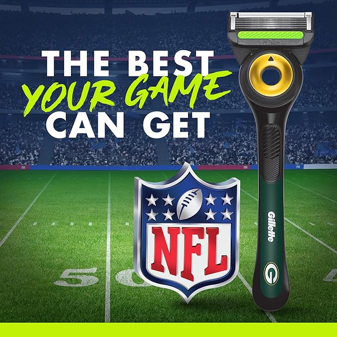 Gillette Labs Special NFL Packers Edition Shaving Razor for Men - 1 Handle, 4 Razor Blade Refills & Magnetic Stand, GilletteLabs with Exfoliating Bar