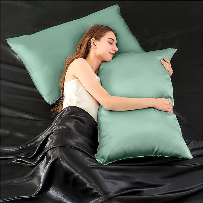 INFIIXSO Silk Pillow Cases 2 Pack Standard Size, Ultra Smooth & Soft Mulberry Silk Pillow Case for Hair and Skin, Breathable Cooling Silk Pillowcase with Hidden Zipper (Mint Green, 20x26 Inches)