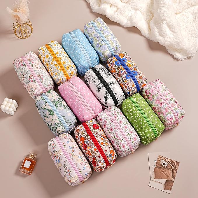Cute Floral Makeup Bag Small Cotton Quilted Cosmetic Bag, Aesthetic Essential Bag Emergency Bag Gift for Women Girls Travel Accessories (Sketch Leaves)