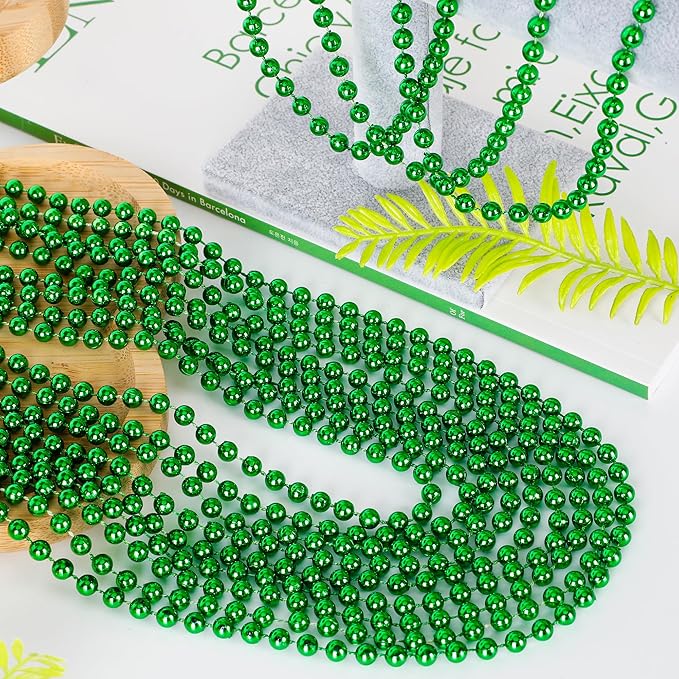 St Patricks Day Necklaces, 200PCS Green Beads Necklaces Decorations, 33" Saint Patricks Day Mardi Gras Xmas Necklace Party Favor, Green Mardi Gras Beads Bulk for Wedding Birthday Holiday Parade Throw